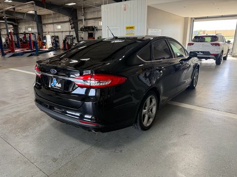 Used 2017 Ford Fusion S FWD image 7