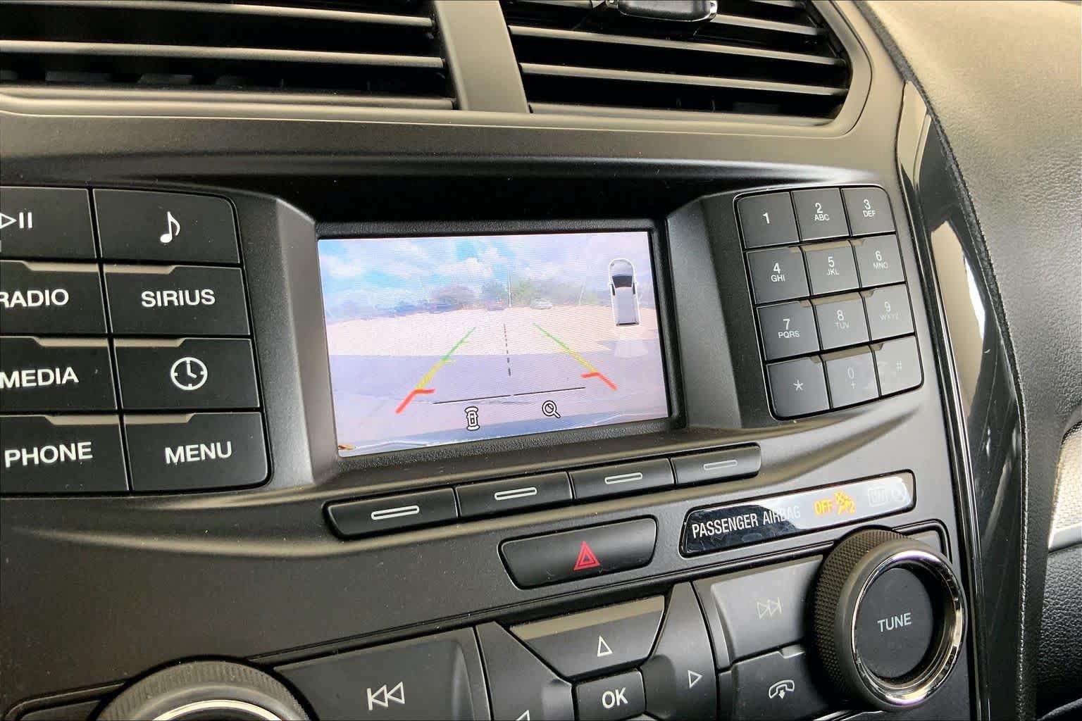 Used 2019 Ford Explorer XLT FWD image 29