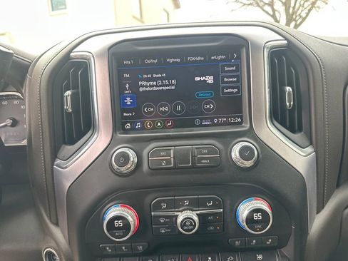 Used 2020 GMC Sierra 1500 SLT w/ SLT Premium Plus Package image 17