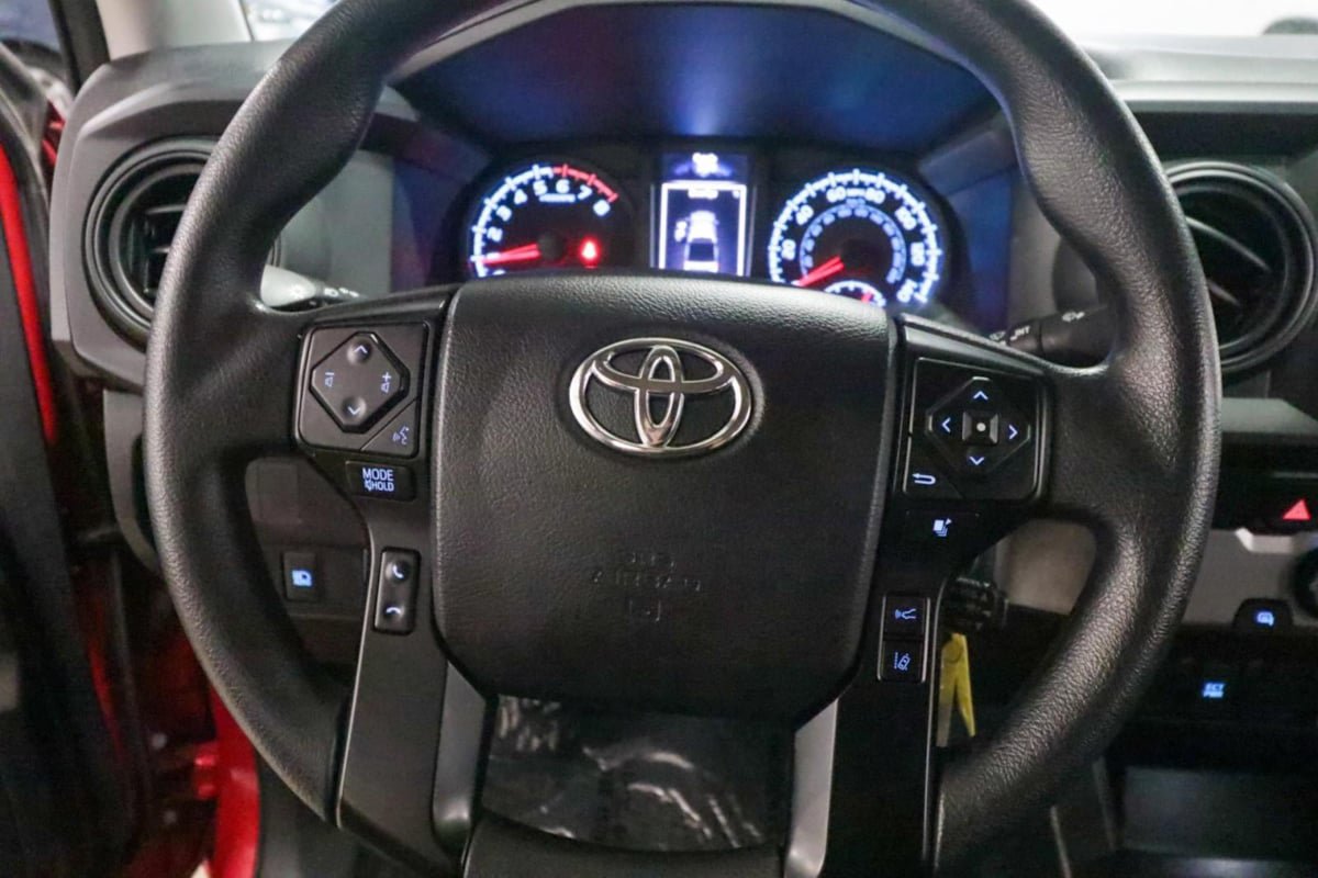 Used 2022 Toyota Tacoma SR w/ SR Convenience Package RWD image 16