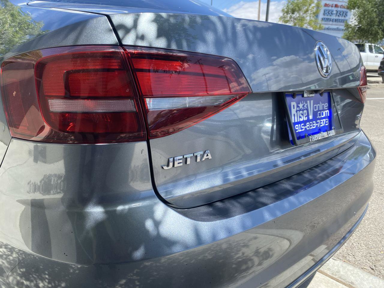 Used 2018 Volkswagen Jetta Wolfsburg Edition FWD image 17