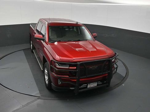 Used 2018 Chevrolet Silverado 1500 LT w/ All Star Edition AWD/4WD image 11