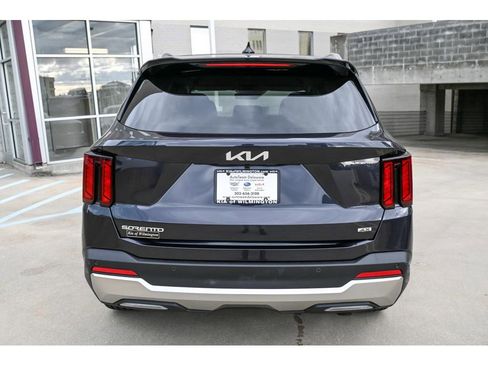 New 2026 Kia Sorento EX image 6