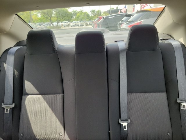 Used 2023 Nissan Sentra SV FWD image 27