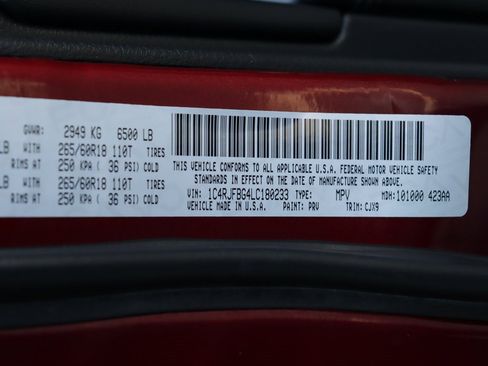 Used 2020 Jeep Grand Cherokee Limited w/ Premium Lighting Group image 43