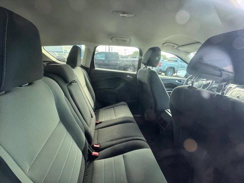 Used 2016 Ford Escape SE FWD image 3