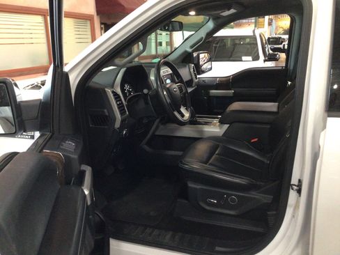 Used 2018 Ford F150 Lariat AWD/4WD image 2