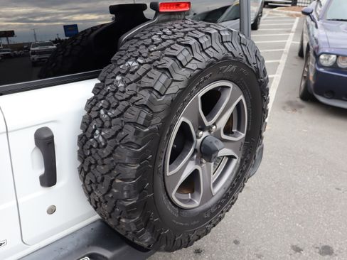 Used 2018 Jeep Wrangler Unlimited Sport S image 13