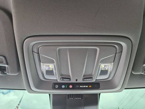 Certified 2025 Chevrolet Silverado 1500 Custom w/ LPO, Dark Essentials Package RWD image 33