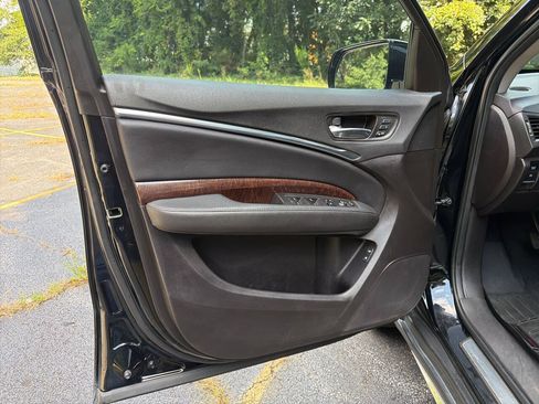 Used 2017 Acura MDX SH-AWD image 14