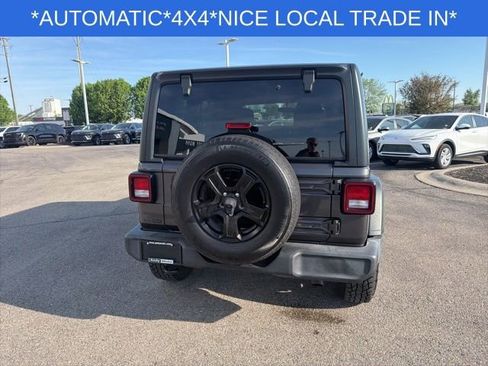 Used 2019 Jeep Wrangler Unlimited Sport S AWD/4WD image 10