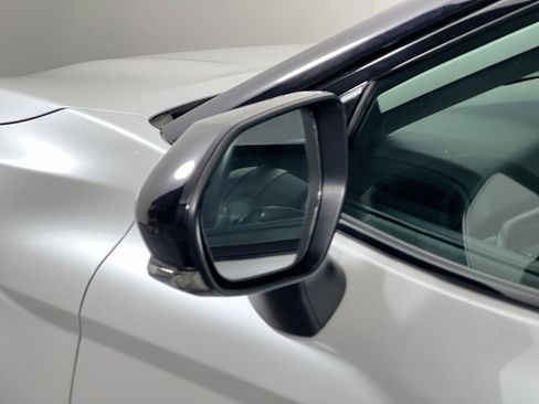 Used 2021 Toyota Camry XSE image 10