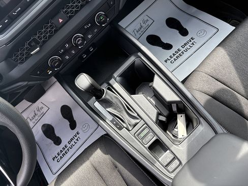 Used 2024 Honda Accord EX image 27