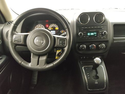 Used 2016 Jeep Patriot Sport w/ Power Value Group FWD image 22