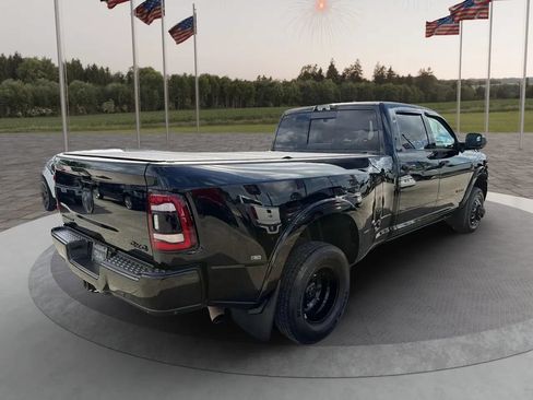 Used 2022 RAM 3500 Limited AWD/4WD image 10