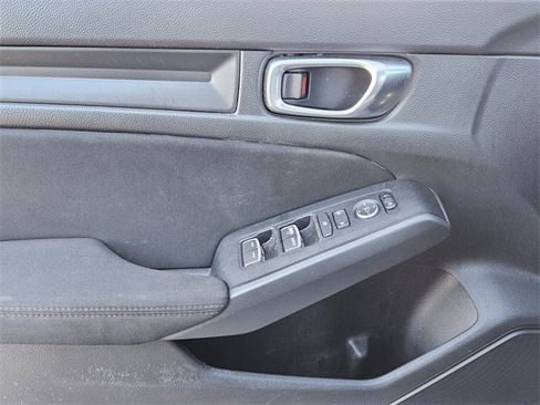 Used 2023 Honda Civic Sport image 28