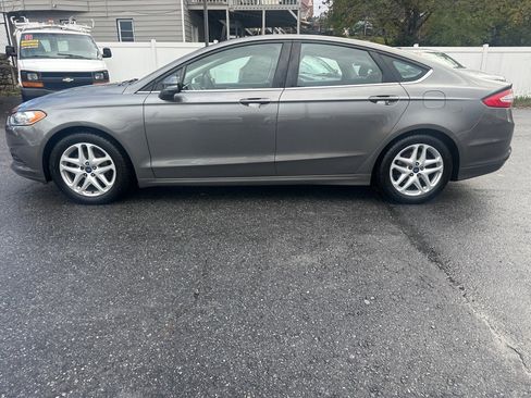 Used 2014 Ford Fusion SE image 6