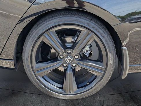 Used 2025 Honda Accord Sport image 11