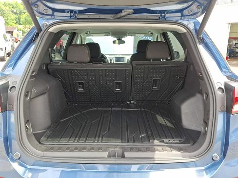 Certified 2024 Chevrolet Equinox LT w/ LPO, Floor Liner Package FWD image 27
