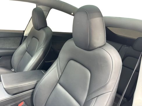 Used 2024 Tesla Model Y Performance AWD/4WD image 26