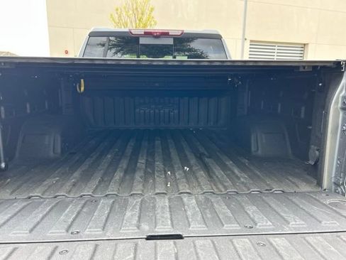 Used 2021 GMC Sierra 1500 AT4 w/ Technology Package AWD/4WD image 11