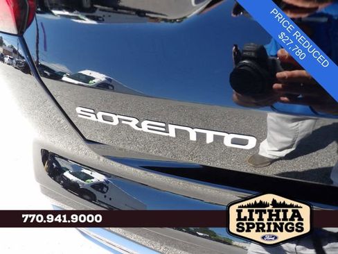 Used 2023 Kia Sorento SX FWD image 13