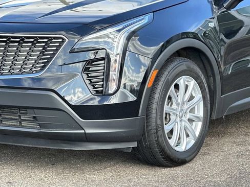 Used 2022 Cadillac XT4 Luxury w/ Trailering Package AWD/4WD image 7