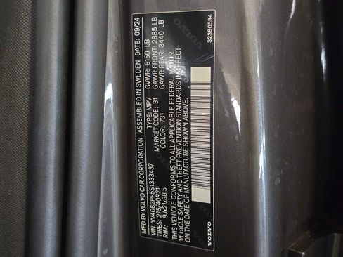 Used 2025 Volvo XC90 B6 Ultra w/ Protection Package Premier image 33