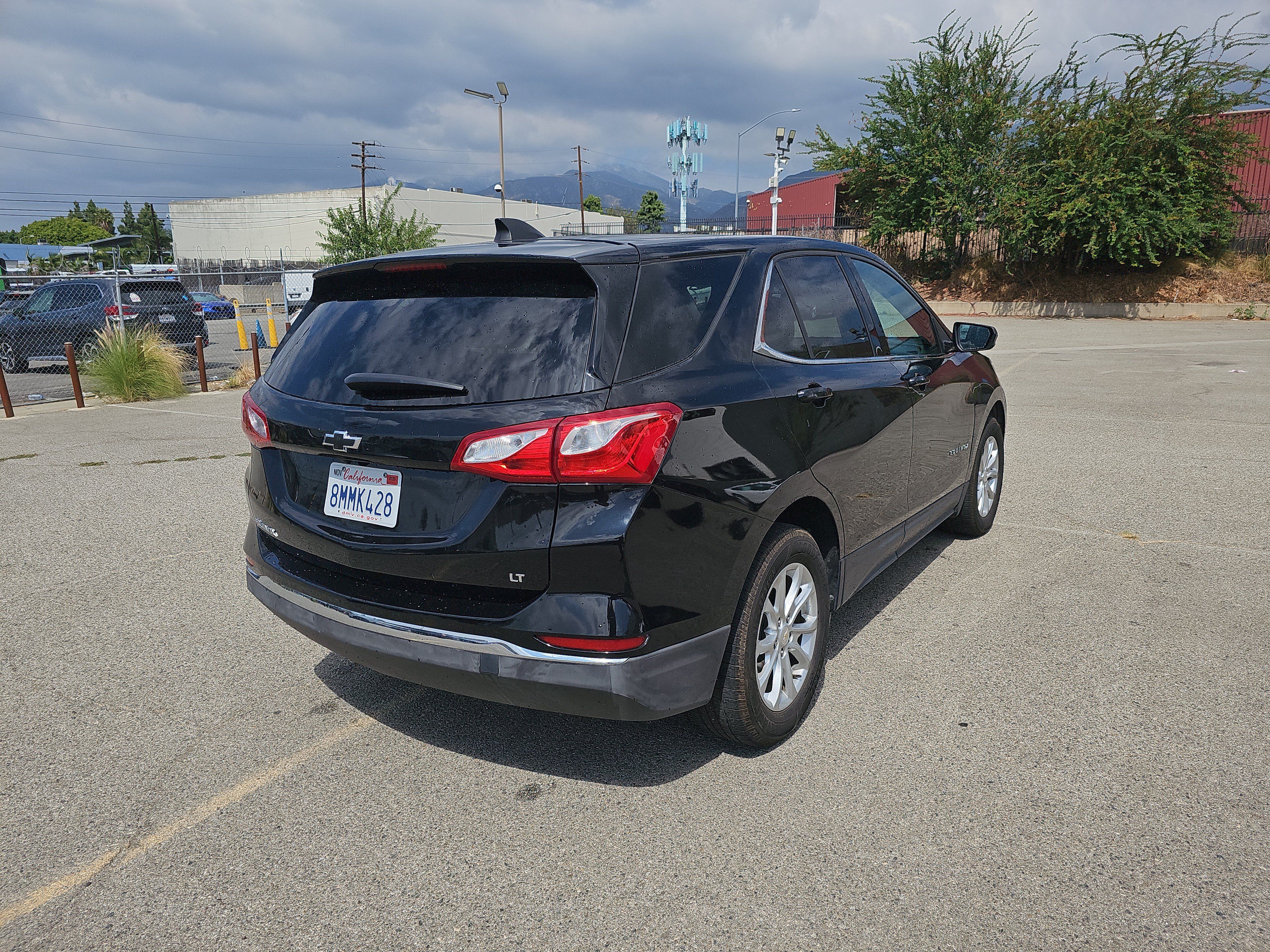 Used 2020 Chevrolet Equinox LT FWD image 4