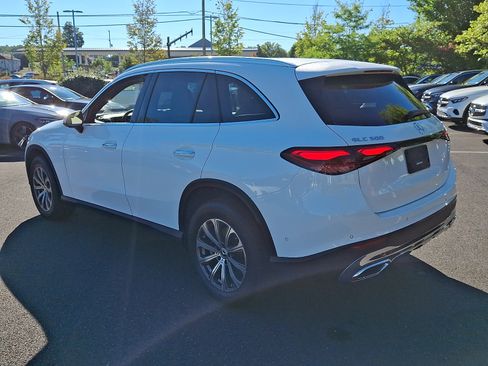 Used 2026 Mercedes-Benz GLC 300 4MATIC image 4
