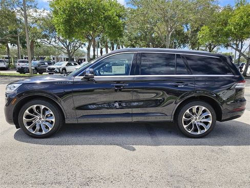 Certified 2022 Lincoln Aviator Grand Touring w/ Equipment Group 301A image 2