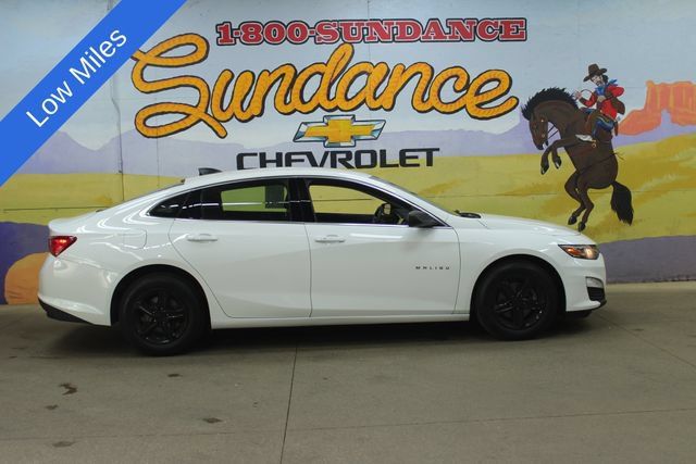 Used 2020 Chevrolet Malibu LS FWD image 1