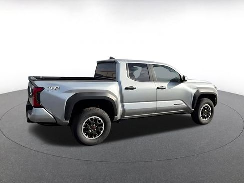 Used 2025 Toyota Tacoma TRD Off-Road AWD/4WD image 10