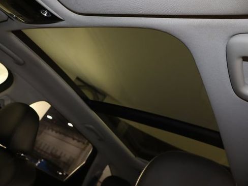Used 2021 Kia Sorento S w/ Panoramic Sunroof Package FWD image 25