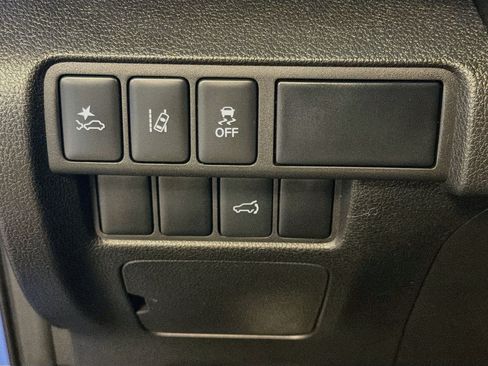 Used 2025 Mitsubishi Eclipse Cross SE AWD/4WD image 17