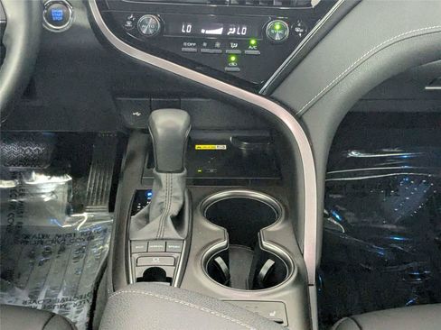 Used 2023 Toyota Camry XSE FWD image 41