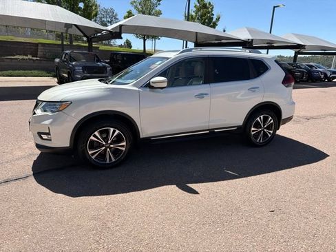 Used 2018 Nissan Rogue SL w/ Premium Package AWD/4WD image 4