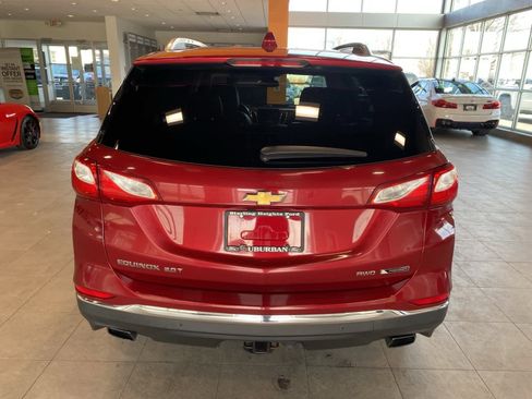 Used 2018 Chevrolet Equinox Premier image 4