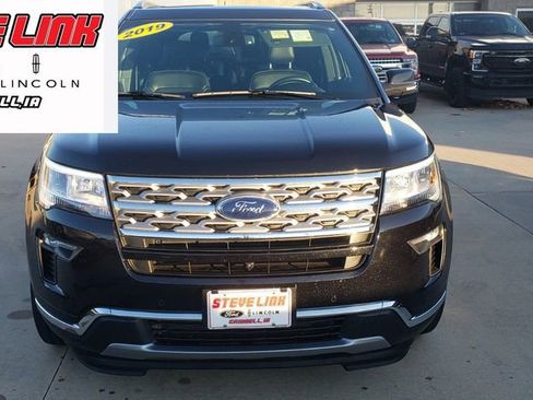 Used 2019 Ford Explorer Limited w/ Ford Safe & Smart Package AWD/4WD image 3
