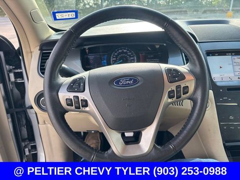 Used 2016 Ford Taurus SEL w/ Equipment Group 201A FWD image 13