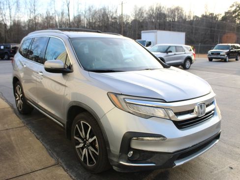 Used 2020 Honda Pilot Touring image 4