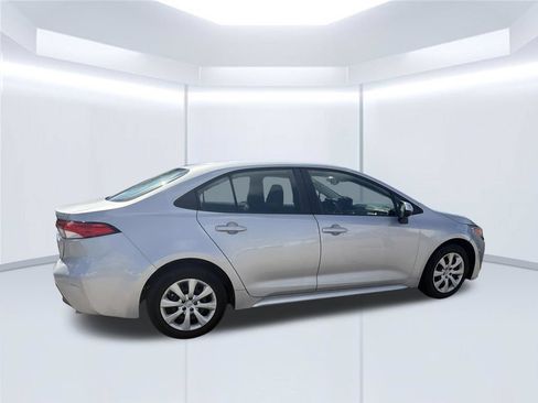 Used 2023 Toyota Corolla LE FWD image 14