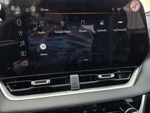 Used 2025 Chevrolet Equinox LT w/ Convenience Package II FWD image 12