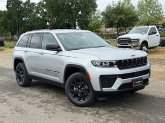 New 2026 Jeep Grand Cherokee Altitude AWD/4WD video 2