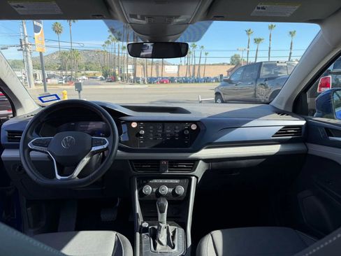 Used 2024 Volkswagen Taos SE image 24