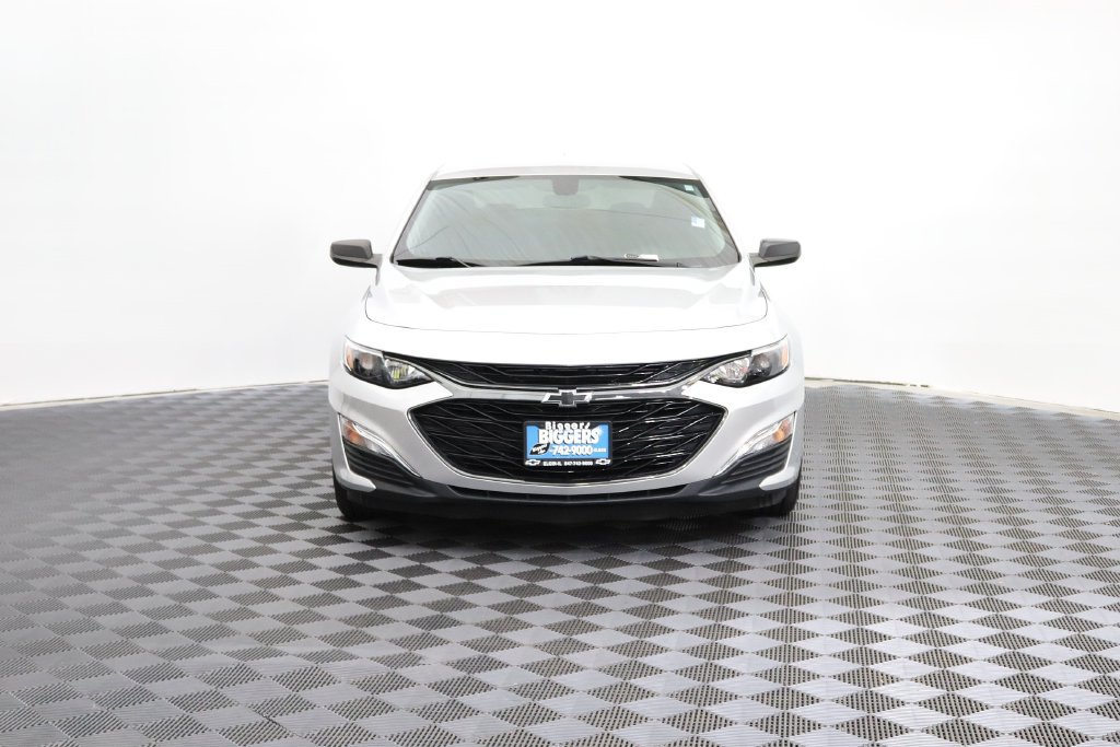Used 2019 Chevrolet Malibu RS FWD image 2