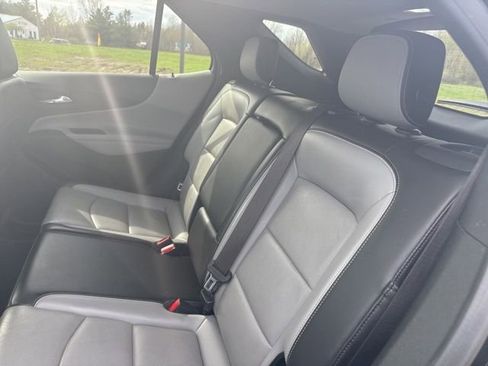 Used 2018 Chevrolet Equinox Premier FWD image 10