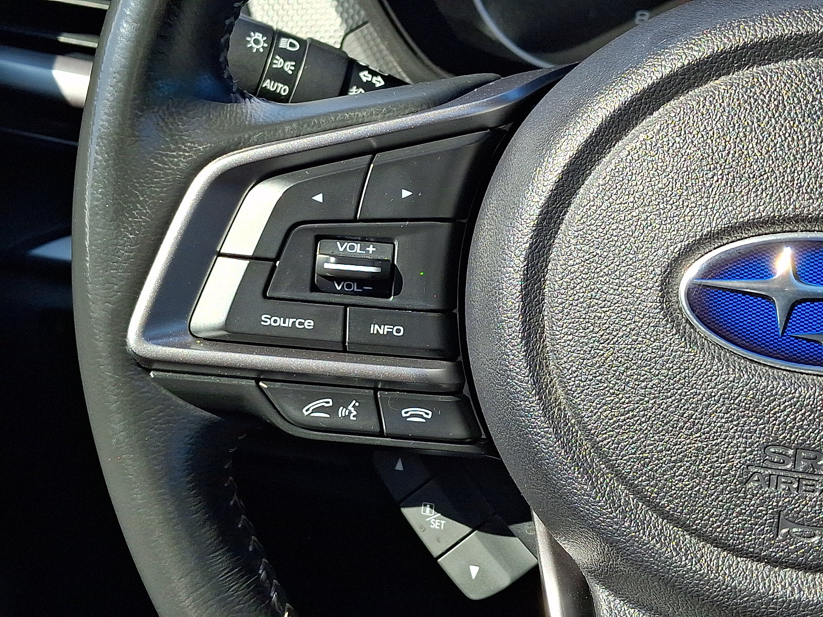 Used 2023 Subaru Forester Premium AWD/4WD image 22