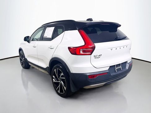 Used 2021 Volvo XC40 T5 R-Design AWD/4WD image 5