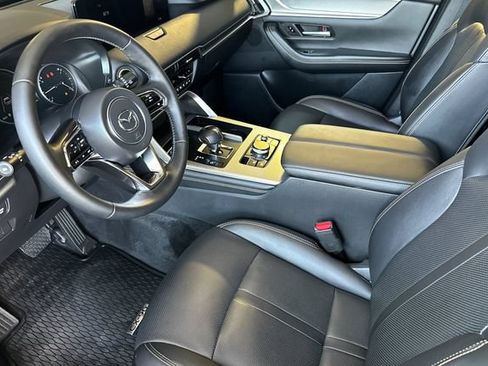 Used 2026 MAZDA CX-90 3.3 Turbo w/ Preferred Package AWD/4WD image 9
